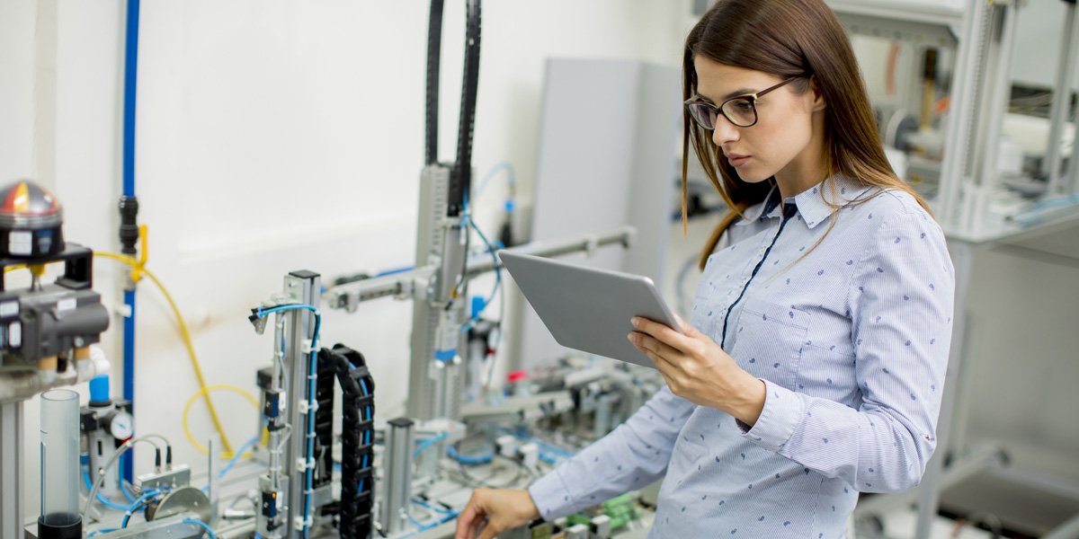 Manufacturing with AI: Predictive Maintenance and Quality Control